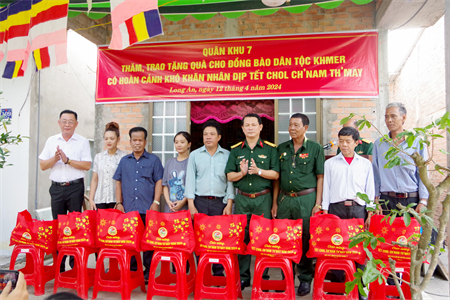 Đại tá Nguyễn Minh Tấn – cán bộ gương mẫu, gắn bó với Nhân dân