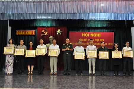 Bộ Tư lệnh Quân khu 7 tổng kết 15 năm thực hiện Pháp lệnh Động viên công nghiệp