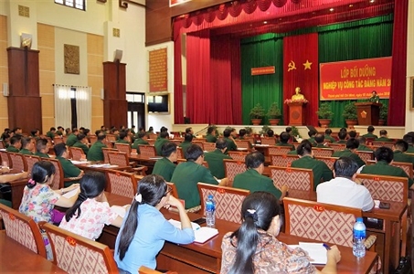 LLVT Thành phố Hồ Chí Minh nâng cao nghiệp vụ công tác Đảng cho cán bộ cơ sở