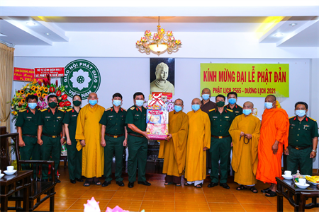 Quân khu 7 chúc mừng Đại lễ Phật đản năm 2021