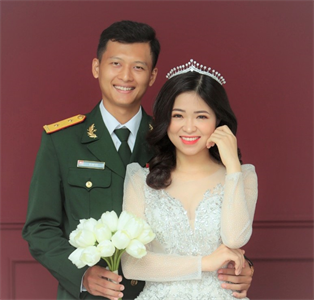 Gác lại hạnh phúc riêng, chung tay đẩy lùi dịch bệnh