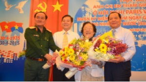 Gặp mặt các đại biểu tham gia Hội nghị Paris về Việt Nam