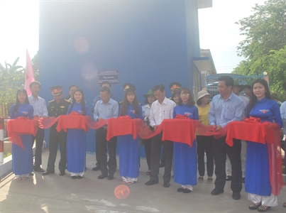 Lực lượng vũ trang thành phố Hồ Chí Minh thực hiện công tác xã hội