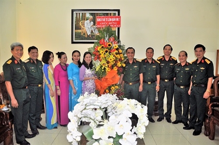 Phụ nữ LLVT Quân khu 7: Ngát hương những bông hoa “4 tốt”