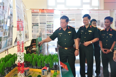 Bảo vệ chủ quyền, an ninh quốc gia trên biển gắn với bảo vệ tài nguyên, môi trường, ứng phó biến đổi khí hậu