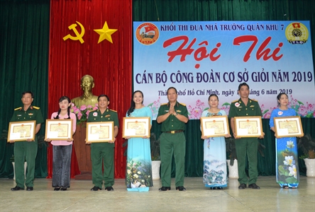 Hội thi cán bộ Công đoàn cơ sở giỏi Khối nhà trường Quân khu 7