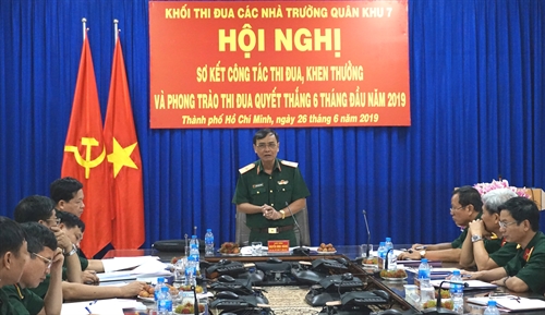 Khối thi đua các nhà trường Quân khu 7 sơ kết công tác thi đua, khen thưởng