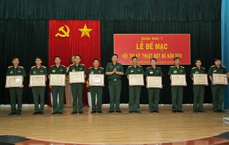 Bế mạc hội thi kỹ thuật mật mã Quân khu 7 năm 2019