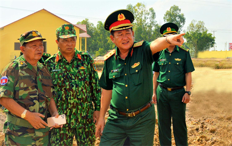 Tư lệnh Quân khu kiểm tra chuẩn bị diễn tập cứu hộ, cứu nạn khu vực biên giới Việt Nam và Campuchia