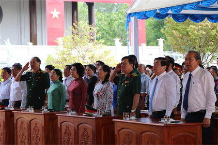 Phó Thủ tướng Trương Hòa Bình dự họp mặt truyền thống Cách mạng Sài Gòn - Chợ Lớn - Gia Định - TPHCM