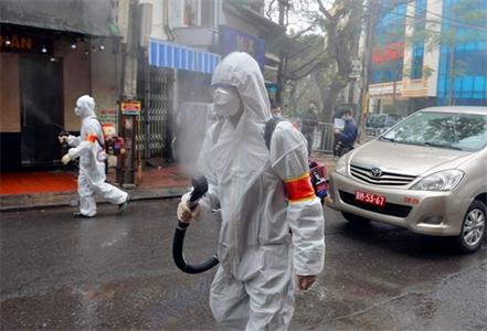 Covid-19 – Cuộc chiến của toàn dân:
Bây giờ hoặc là không bao giờ!