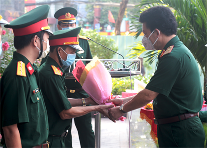 Bệnh viện Quân y 175 tiễn đoàn cán bộ y, bác sĩ luân phiên công tác tại Bệnh xá đảo Trường Sa đợt 1 năm 2020