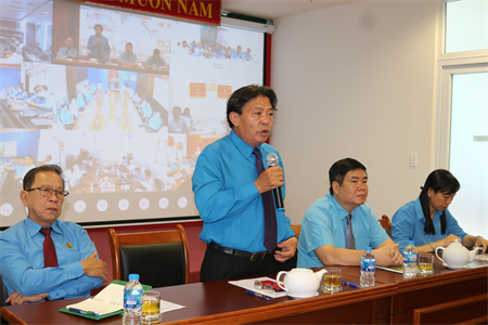 Công đoàn Cao su Việt Nam tổ chức toạ đàm