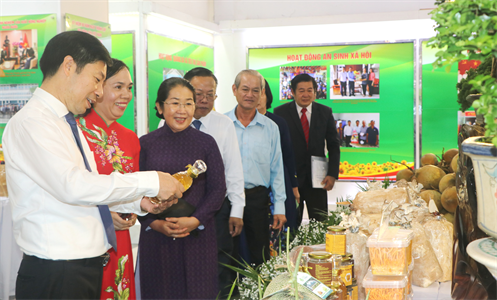 Triển lãm, trưng bày, quảng bá sản phẩm nông nghiệp tiêu biểu