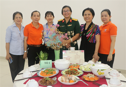 Bệnh viện Quân dân y miền Đông: Hội thi nấu ăn nhân ngày 20/10