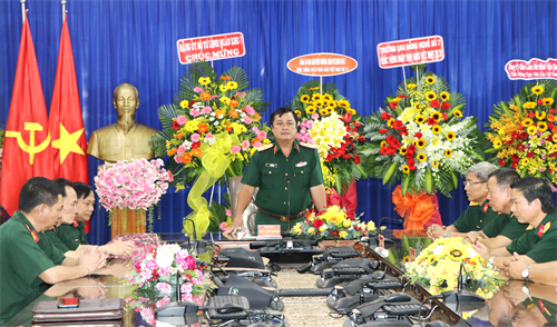 Bộ Tư lệnh Quân khu 7 chúc mừng các nhà trường nhân dịp 20-11