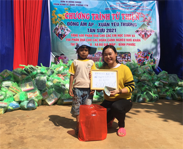 “Đông ấm áp - Xuân yêu thương ” tại thôn Đắc Á, huyện Bù Gia Mập, tỉnh Bình Phước