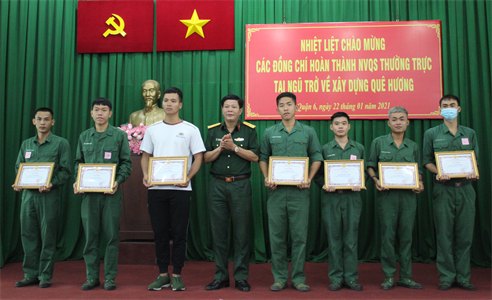 Quận 6, Thành phố Hồ Chí Minh khen thưởng, tư vấn việc làm, học nghề cho quân nhân xuất ngũ