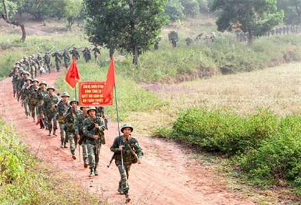 Để cán bộ, chiến sĩ tuyệt đối vững vàng về tư tưởng trước thềm Đại hội XIII của Đảng