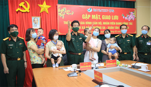 Bệnh viện Quân y 175: Giao lưu trực tuyến, chúc Tết y, bác sĩ Bệnh xá đảo Trường Sa