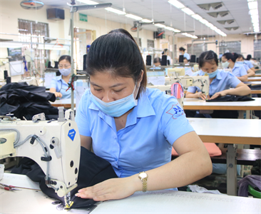 Xí nghiệp May vững tin thắng lợi mới