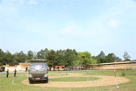 Bộ Chỉ huy Quân sự tỉnh Bình Phước tổ chức hội thi “Quản lý xe tốt – lái xe an toàn”