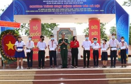 Lực lượng vũ trang huyện Củ Chi tham gia thực hiện công tác xã hội