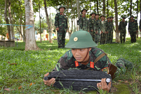 Ban CHQS huyện Bù Gia Mập khắc phục những thiếu sót, khuyết điểm trong huấn luyện