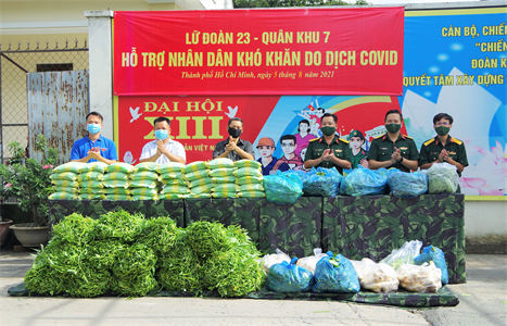 Lữ đoàn 23 hỗ trợ Nhân dân gặp khó khăn do dịch Covid-19