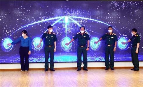 Bệnh viện Quân y 175 khai trương tổng đài đa kênh