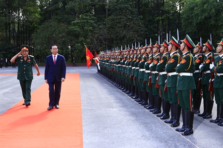 Chủ tịch nước Trần Đại Quang thăm, chúc Tết Quân khu 7