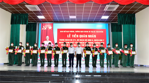 Bộ đội Trung đoàn 271 đã giúp Nhân dân Thị xã Tân Uyên trở lại cuộc sống bình thường mới
