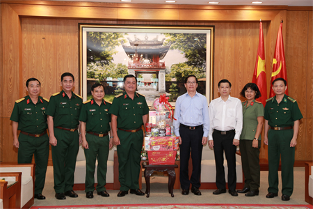 Bộ Tư lệnh Quân khu 7 chúc Tết Tỉnh ủy, UBND tỉnh Bà Rịa – Vũng Tàu