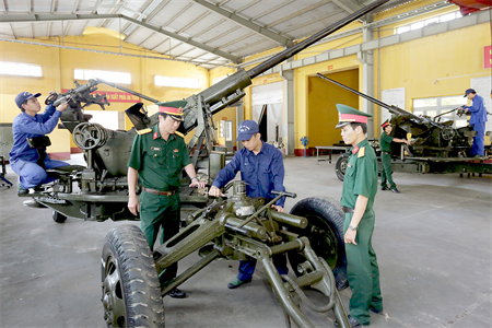 Xưởng OX1 bảo đảm tốt vũ khí trang bị kỹ thuật