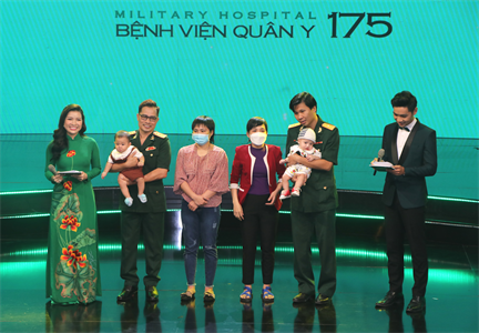 Ấn tượng chương trình nghệ thuật “Dấu chân người chiến sĩ áo trắng”