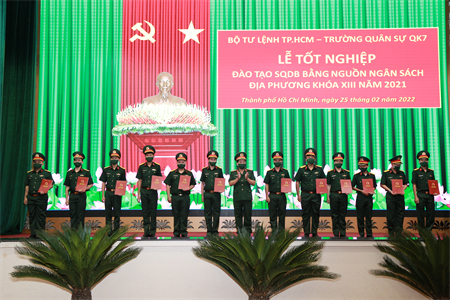 Bộ Tư lệnh Thành phố Hồ Chí Minh tổ chức lễ tốt nghiệp  đào tạo sĩ quan dự bị khóa 13