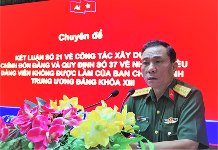 Đảng ủy Sư đoàn 317 quán triệt kết luận, quy định, nghị quyết của Đảng và Quân ủy Trung ương