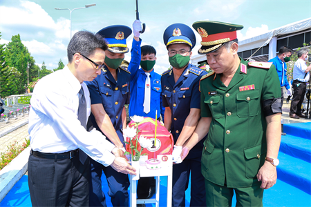 Đồng Nai: Ban Chỉ đạo 24 huyện Nhơn Trạch tổ chức lễ viếng, truy điệu và an táng hài cốt liệt sĩ