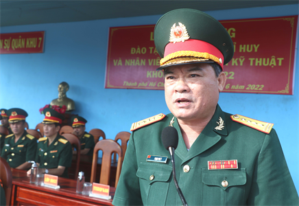 Trường Quân sự Quân khu khai giảng đào tạo hạ sĩ quan chỉ huy và nhân viên chuyên môn kỹ thuật khóa 58