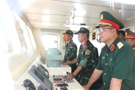 Thiếu tướng Du Trường Giang thăm, kiểm tra Tiểu đoàn 5, Trung đoàn 657