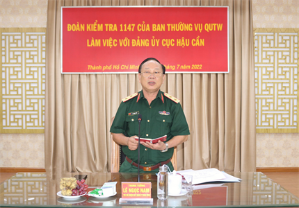 Đoàn kiểm tra Ban Thường vụ QUTW làm việc với Đảng ủy Cục Hậu cần Quân khu 7