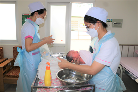 Chẩn đoán, điều trị kỹ thuật cao từng bước khẳng định uy tín, chất lượng