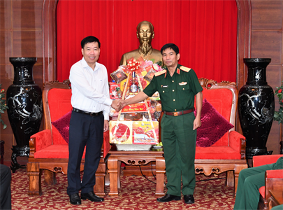 ​Lãnh đạo Tỉnh ủy Bình Phước chúc Tết Bộ Tư lệnh Quân khu 7