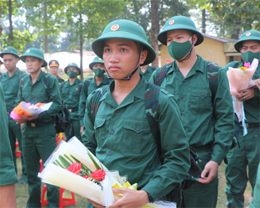 Trường Sĩ quan Kỹ thuật Quân sự đón chiến sĩ mới năm 2023