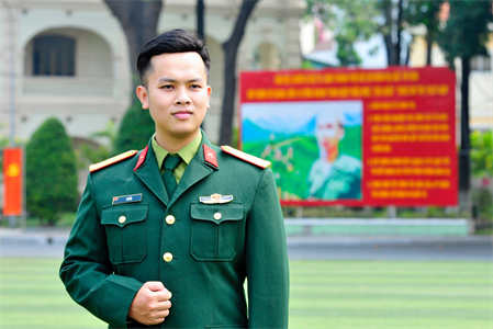 Thượng úy Lê Hảo tự hào gương mặt trẻ Việt Nam tiêu biểu