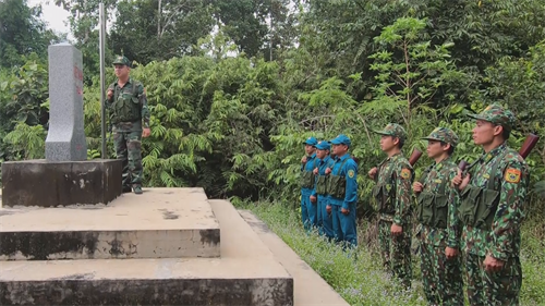 Điểm tựa vững chắc biên cương