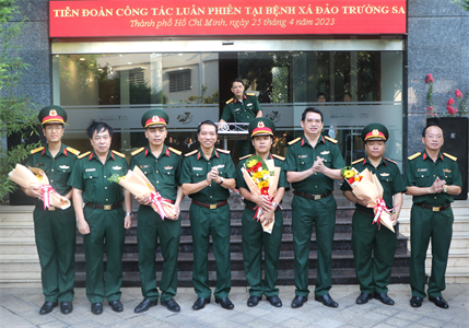 Bệnh viện Quân y 175 luân phiên thực hiện nhiệm vụ tại huyện đảo Trường Sa