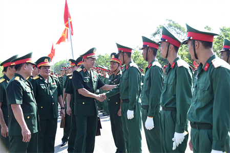 Sư đoàn 5 tổ chức Lễ tuyên thệ chiến sĩ mới năm 2023