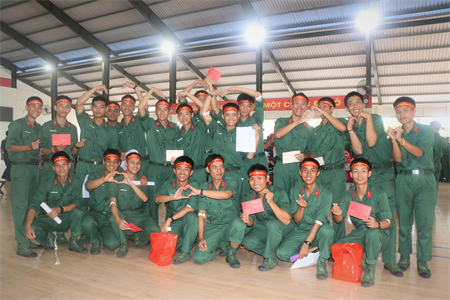 Ngày hội hiến máu nhân đạo tại Trường Quân sự Quân khu