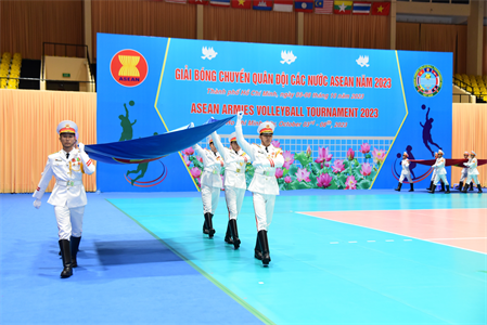 Sẵn sàng cho lễ khai mạc Giải bóng chuyền nam Quân đội các nước ASEAN